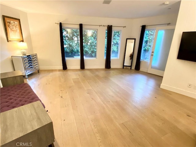 1664 Sunset Plaza Dr, Los Angeles, CA 90069 - photo 21