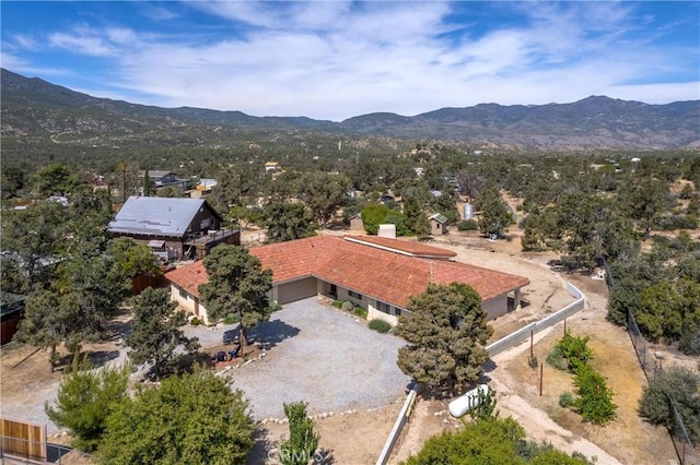 bird's eye view featuring a mountain view