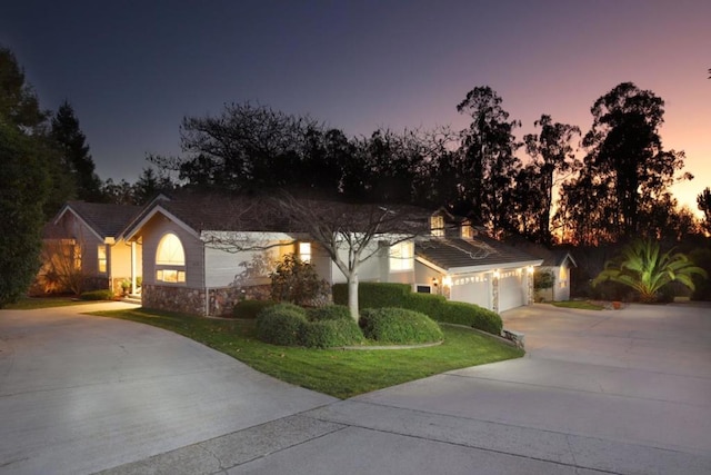 view of front of house featuring a garage