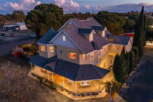 view of aerial view at dusk