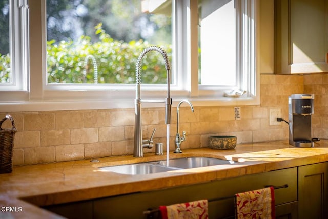 kitchen with sink and backsplash