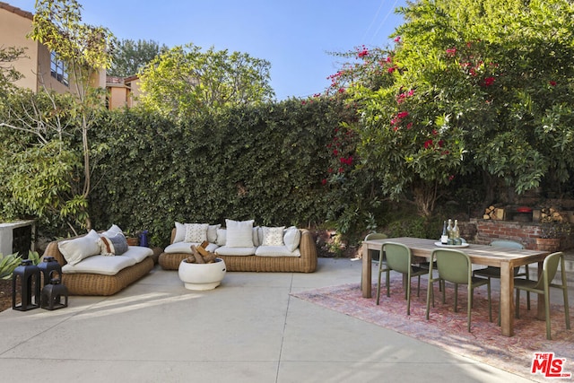 view of patio with outdoor lounge area