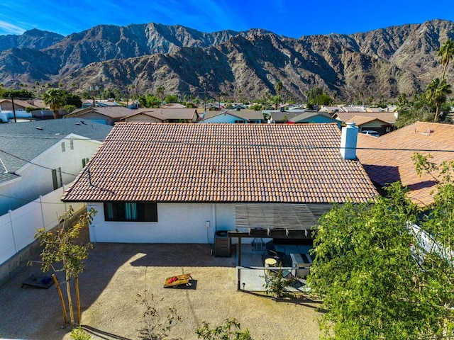 drone / aerial view with a mountain view