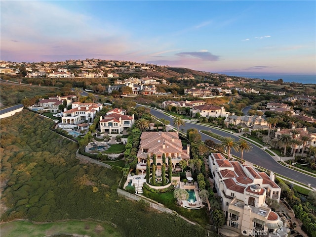 view of aerial view at dusk