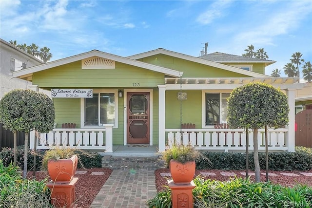 bungalow featuring covered porch