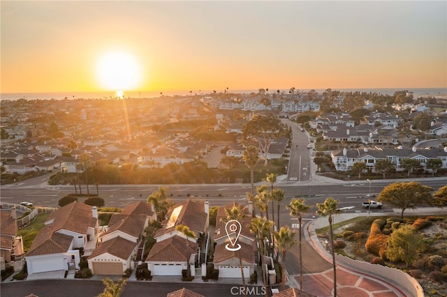 view of aerial view at dusk