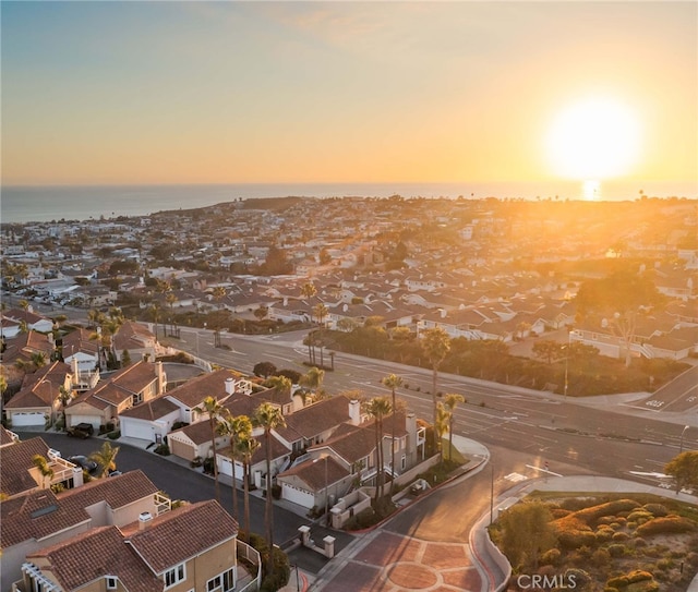 view of aerial view at dusk