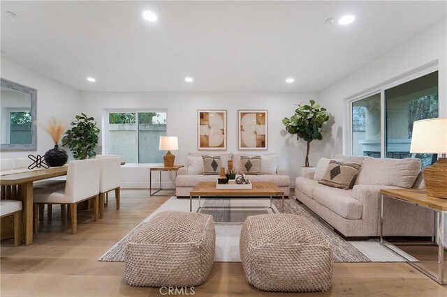 7 Hemingway Ct, Trabuco Canyon, CA 92679 - photo 3