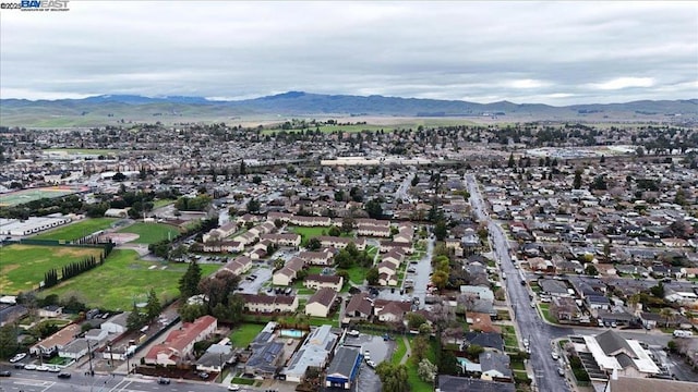 bird's eye view with a mountain view