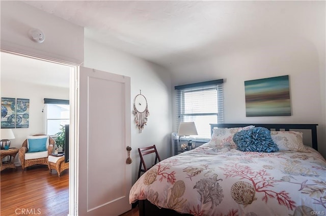 259 28th St, Hermosa Beach, CA 90254 - bedroom with wood finished floors