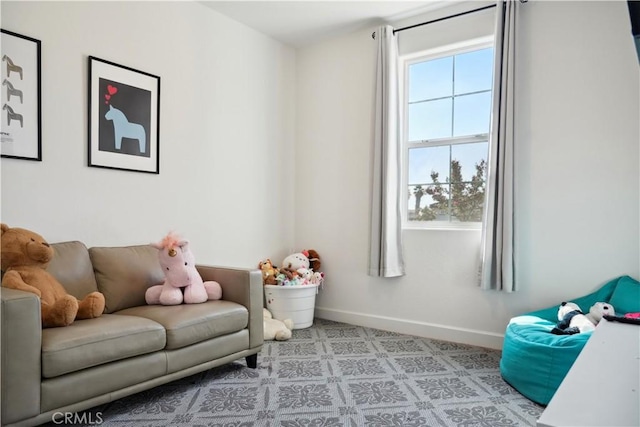 sitting room with light carpet