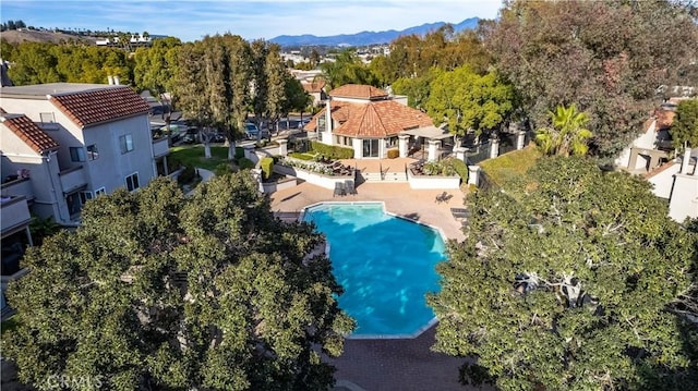 bird's eye view with a mountain view