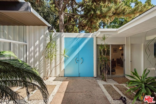 view of doorway to property