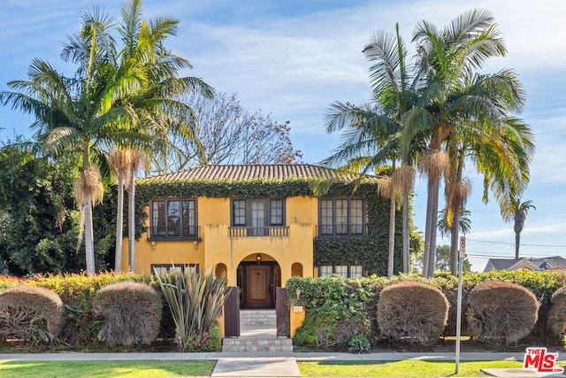 view of mediterranean / spanish-style house