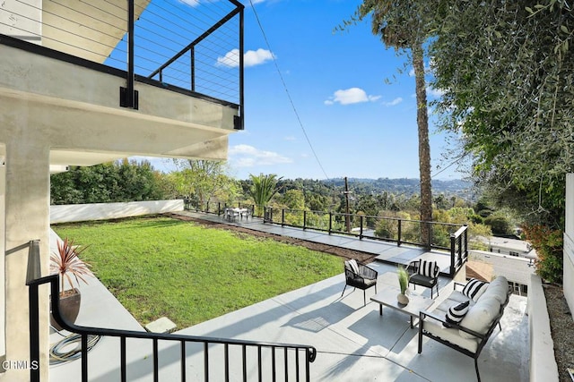 view of patio featuring an outdoor hangout area