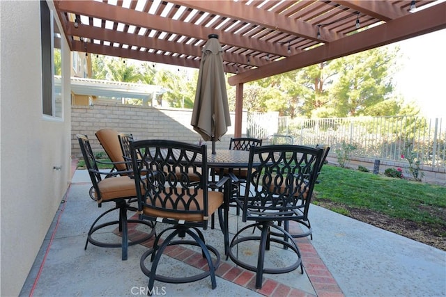 view of patio featuring a pergola