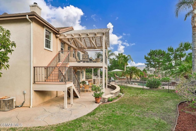 view of yard featuring cooling unit, a pergola, and a patio