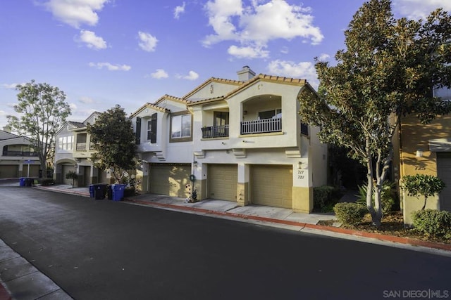 view of mediterranean / spanish-style home