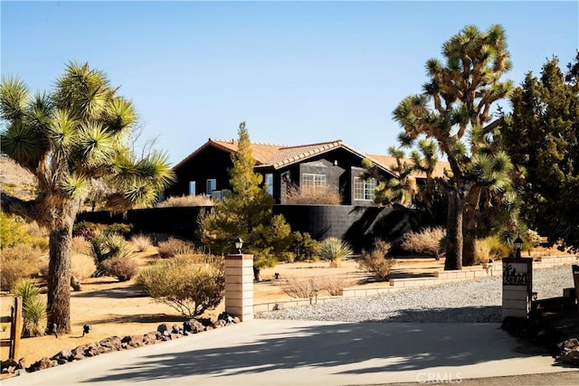 view of front of home