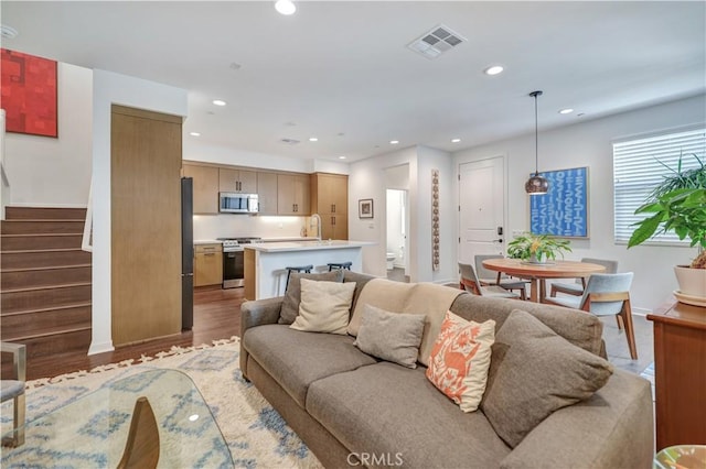 115 Fayette Ct, Claremont, CA 91711 - photo 1