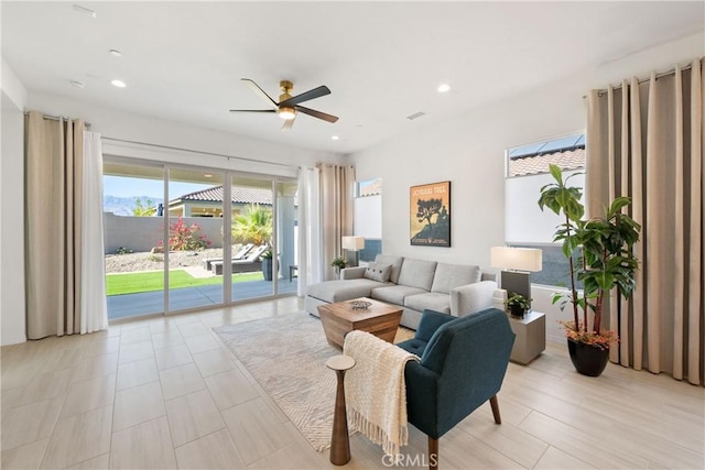 48 Vintage, Rancho Mirage, CA 92270 - living area with a ceiling fan and recessed lighting