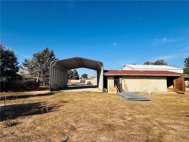 exterior space featuring a carport