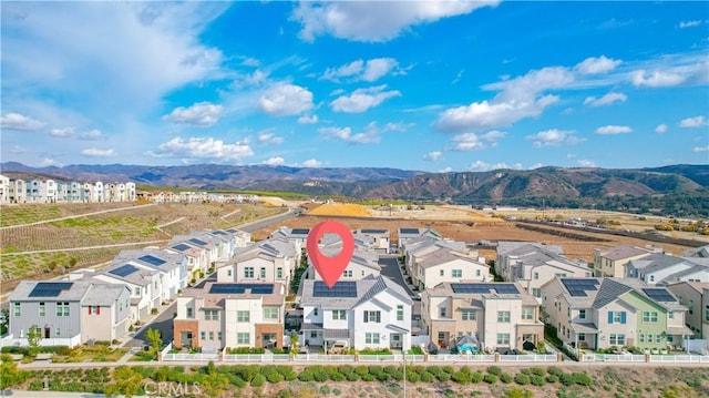 bird's eye view with a mountain view