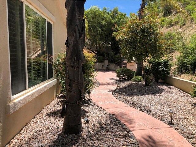 5467 Breckenridge Ave, Banning, CA 92220 - view of yard with a patio