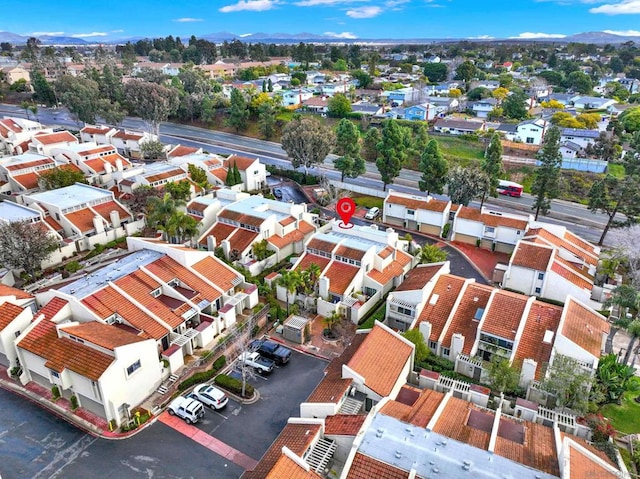 bird's eye view with a mountain view