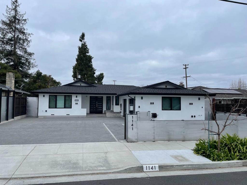 view of ranch-style home