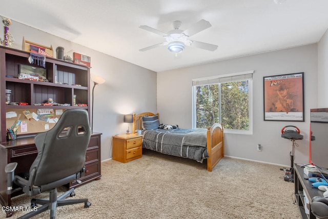 bedroom featuring ceiling fan and light colored carpet