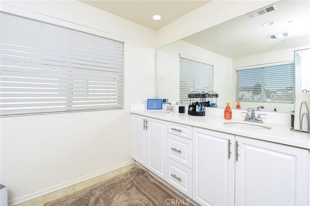 bathroom with vanity