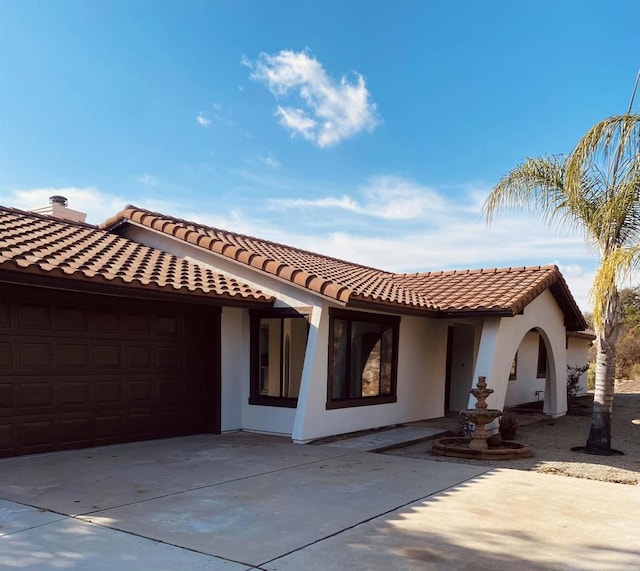 view of mediterranean / spanish-style home