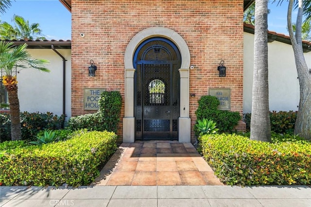 view of doorway to property