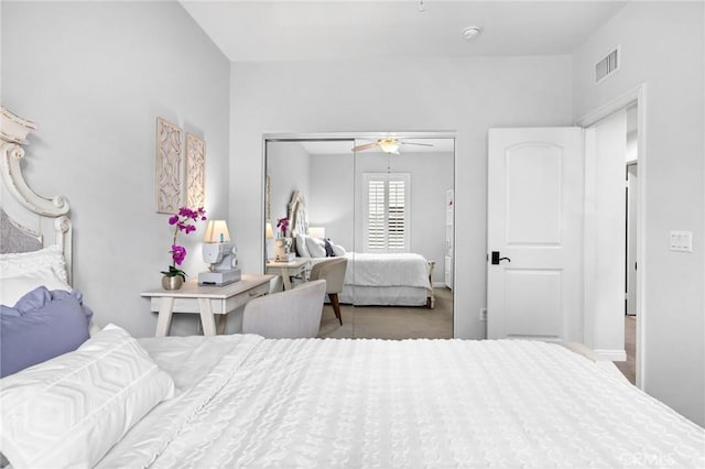 bedroom featuring ceiling fan