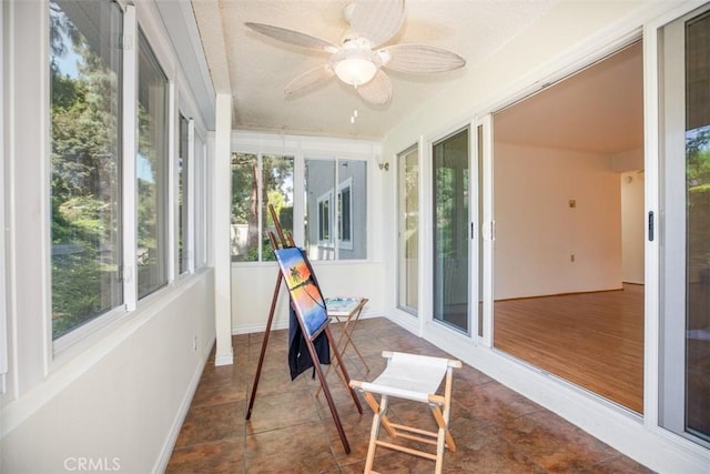 465 Avenida Sevilla Unit C, Laguna Woods, CA 92637 - sunroom / solarium with healthy amount of natural light and a textured ceiling