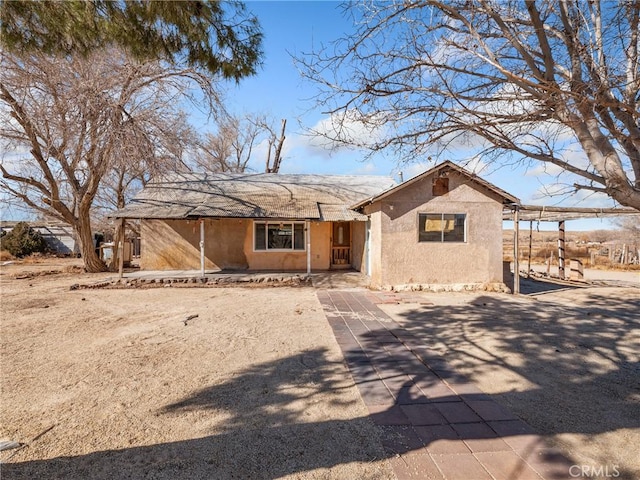 view of front of property