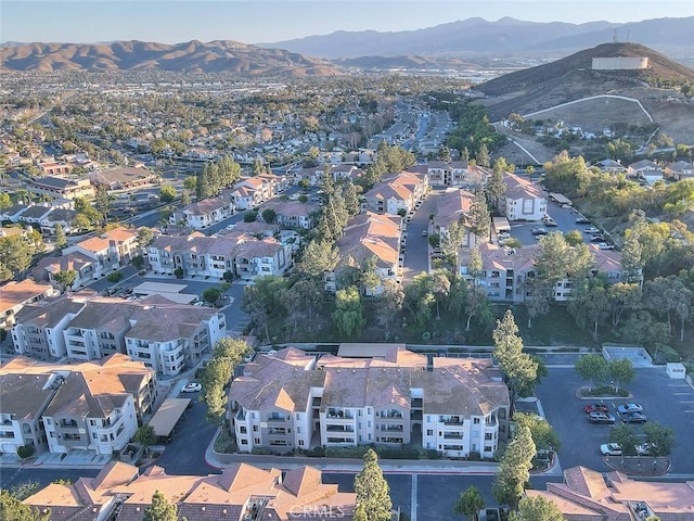 drone / aerial view featuring a mountain view