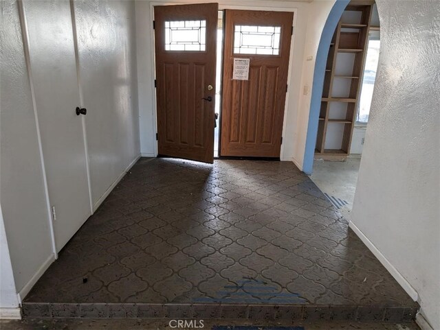 view of foyer entrance