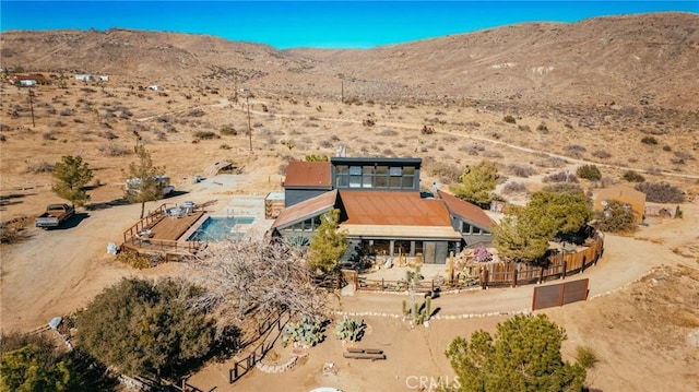 bird's eye view featuring a mountain view