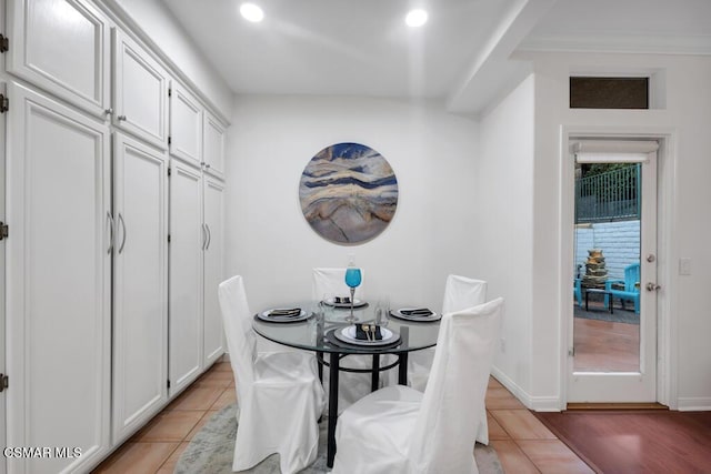 dining room with light tile patterned floors