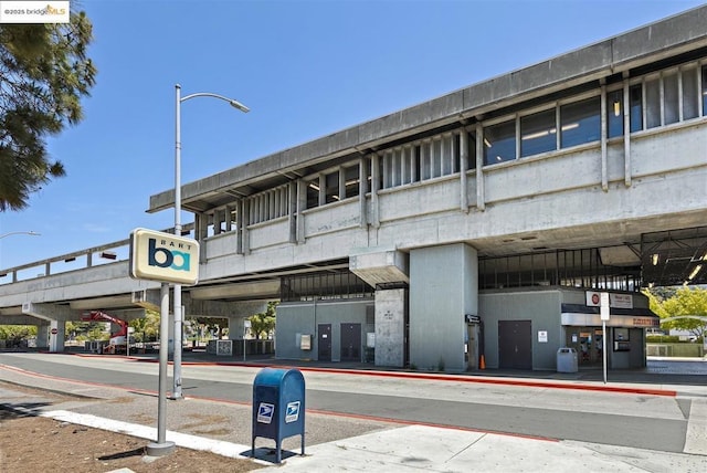 view of building exterior