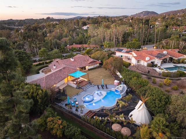 view of aerial view at dusk