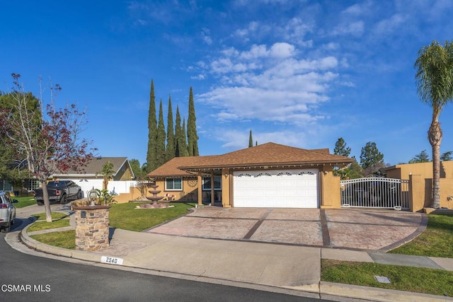 view of front of home featuring a garage