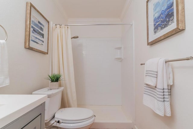 bathroom with a shower with curtain, ornamental molding, vanity, and toilet