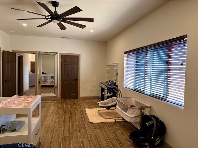 bedroom featuring ceiling fan