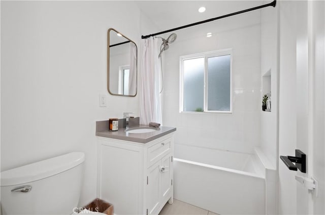 full bathroom featuring vanity, toilet, and shower / bath combo with shower curtain