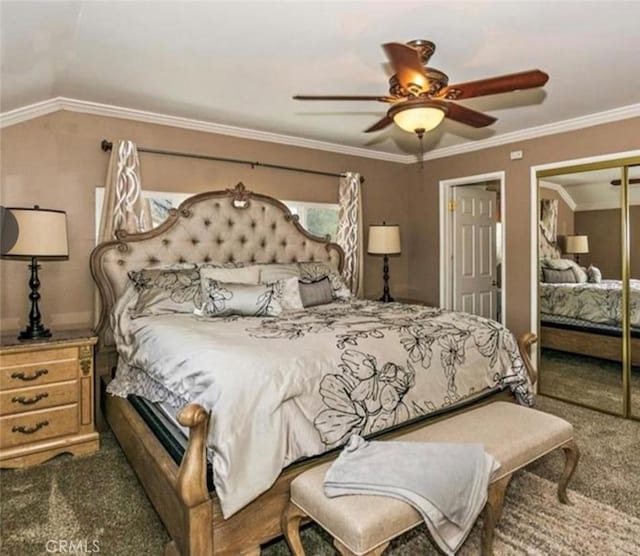 carpeted bedroom featuring ceiling fan, ornamental molding, and a closet