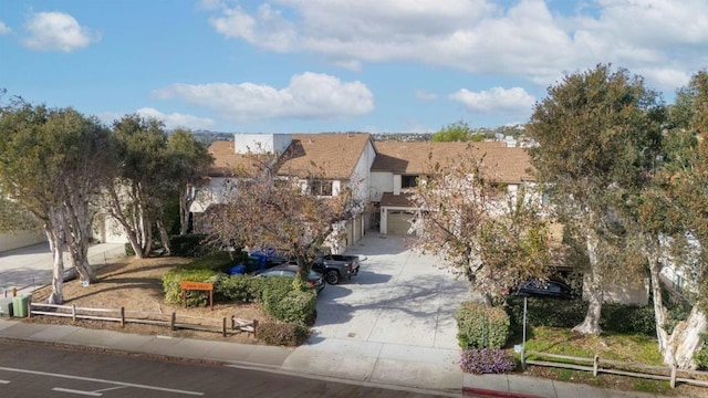 view of front facade with a garage