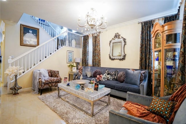 living room with ornamental molding and a notable chandelier